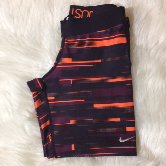 Nike Pants - Nike Dri Fit Capri leggings